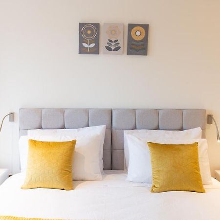 Cosy 1 Bed Apartment In Centre Of St Albans - Free Parking - 5 Min Walk To St Albans City Centre & Railway Station - Big Savings On Longer Stays!! Εξωτερικό φωτογραφία