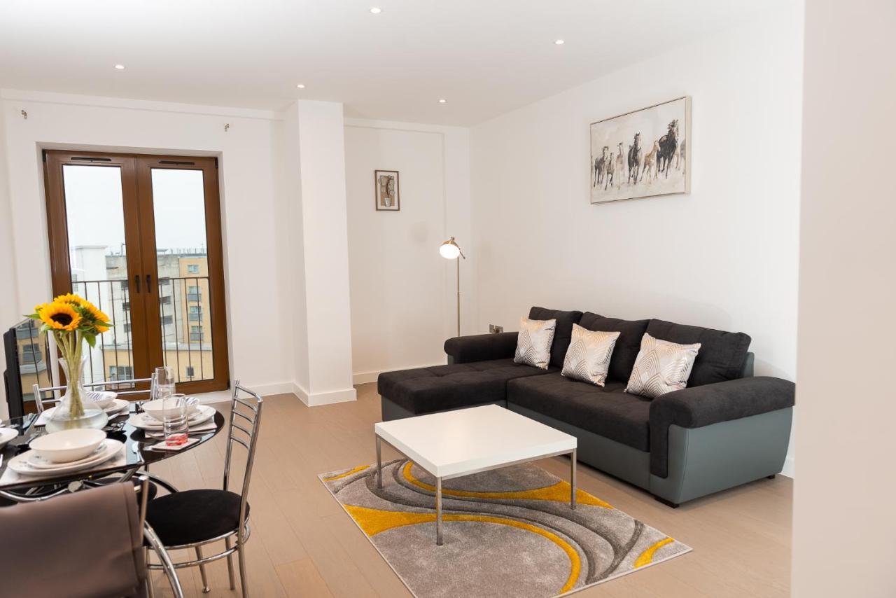 Cosy 1 Bed Apartment In Centre Of St Albans - Free Parking - 5 Min Walk To St Albans City Centre & Railway Station - Big Savings On Longer Stays!! Εξωτερικό φωτογραφία