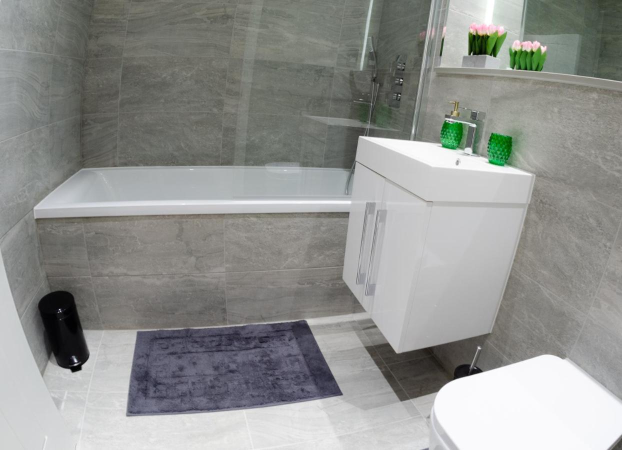 Cosy 1 Bed Apartment In Centre Of St Albans - Free Parking - 5 Min Walk To St Albans City Centre & Railway Station - Big Savings On Longer Stays!! Εξωτερικό φωτογραφία
