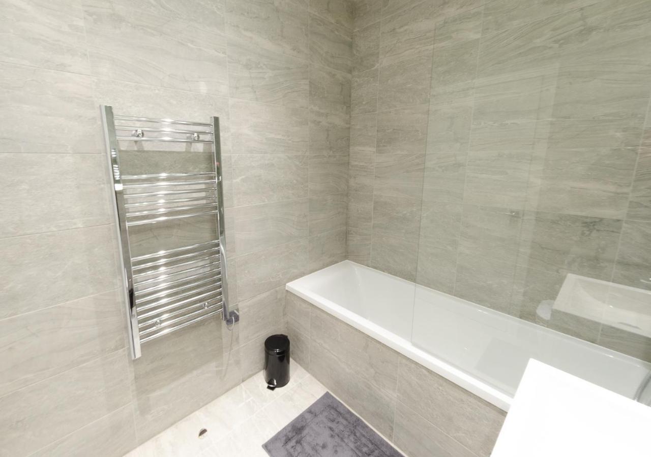 Cosy 1 Bed Apartment In Centre Of St Albans - Free Parking - 5 Min Walk To St Albans City Centre & Railway Station - Big Savings On Longer Stays!! Εξωτερικό φωτογραφία